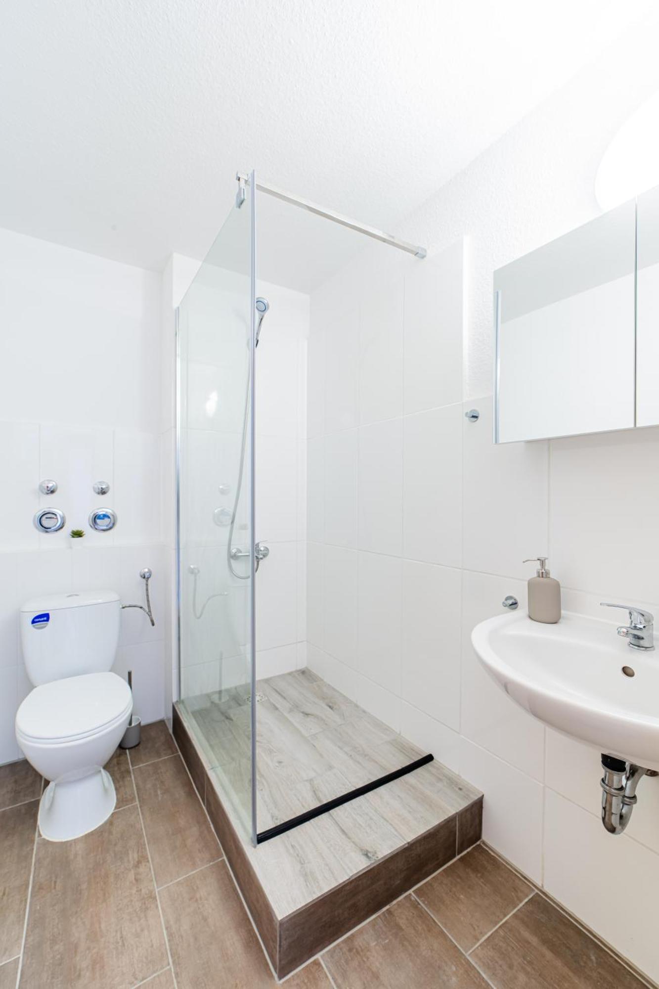 Modern Und Renoviert Apartment Nuremberg Bagian luar foto